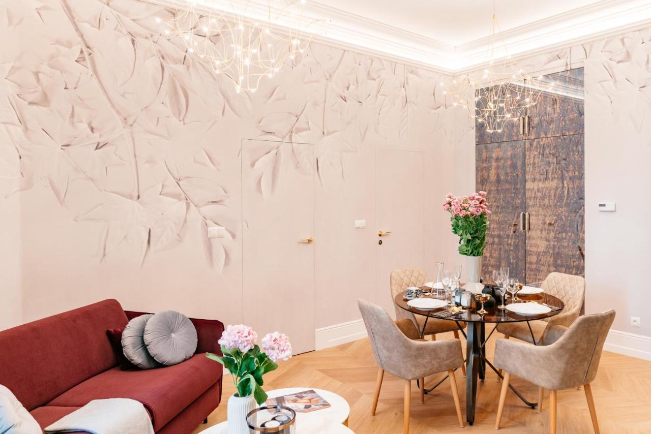 Dandelion Apartment - Loftaffair كراكوفيا المظهر الخارجي الصورة
