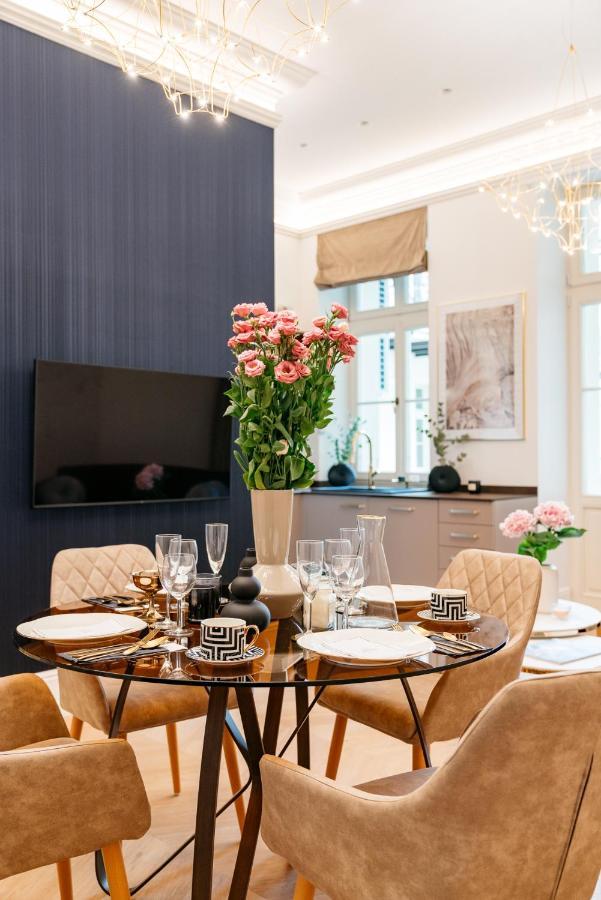 Dandelion Apartment - Loftaffair كراكوفيا المظهر الخارجي الصورة